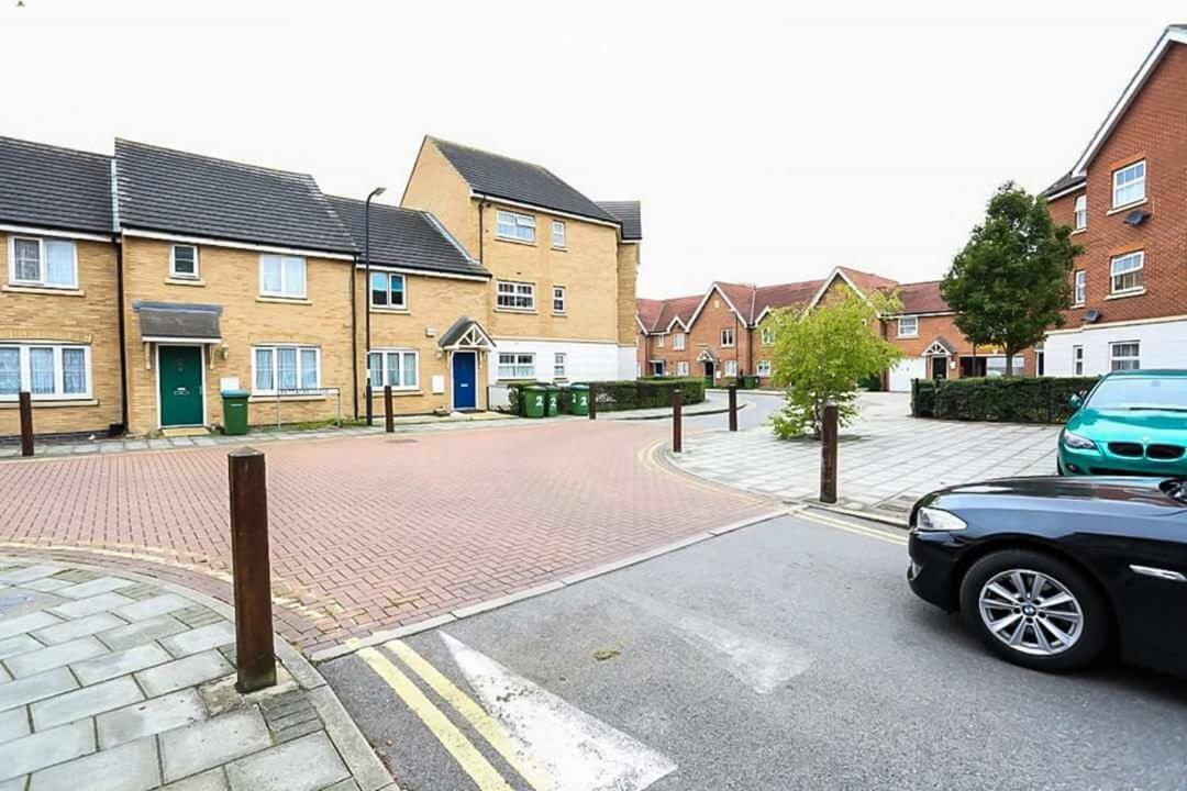 Modern 2 Bedroom Apartment London Exterior foto